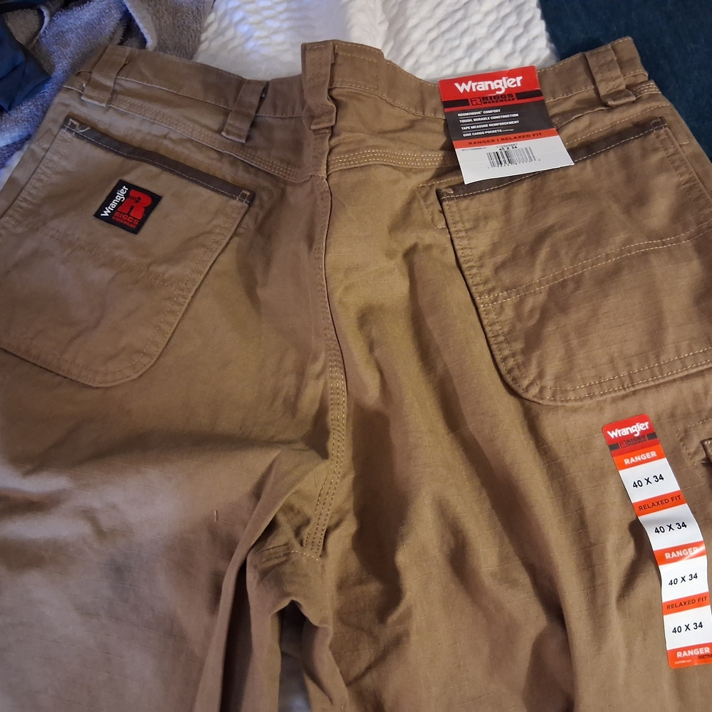 Wrangler Men's Brown Cargo Pants